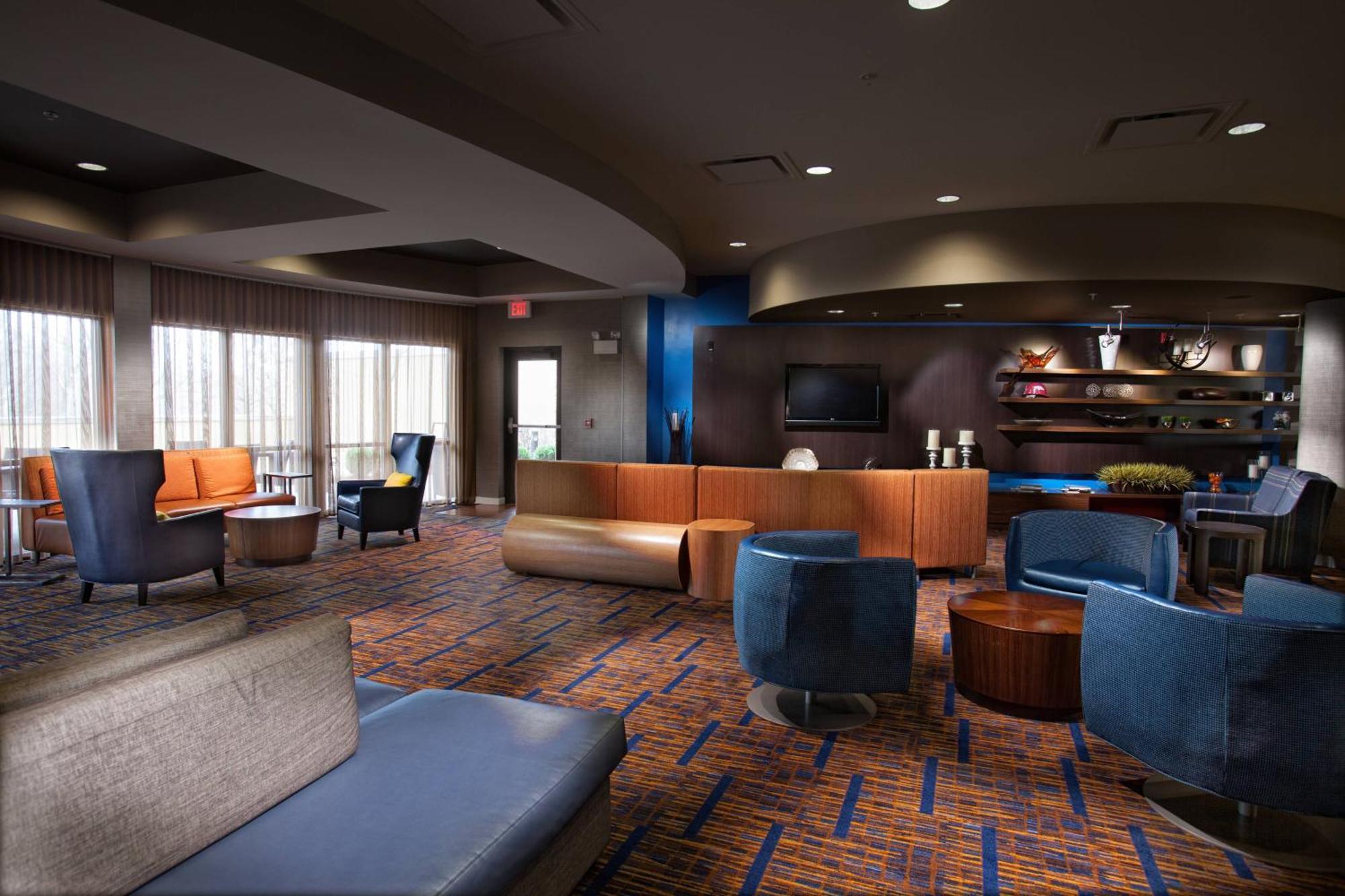 Courtyard By Marriott פאייטוויל מראה חיצוני תמונה