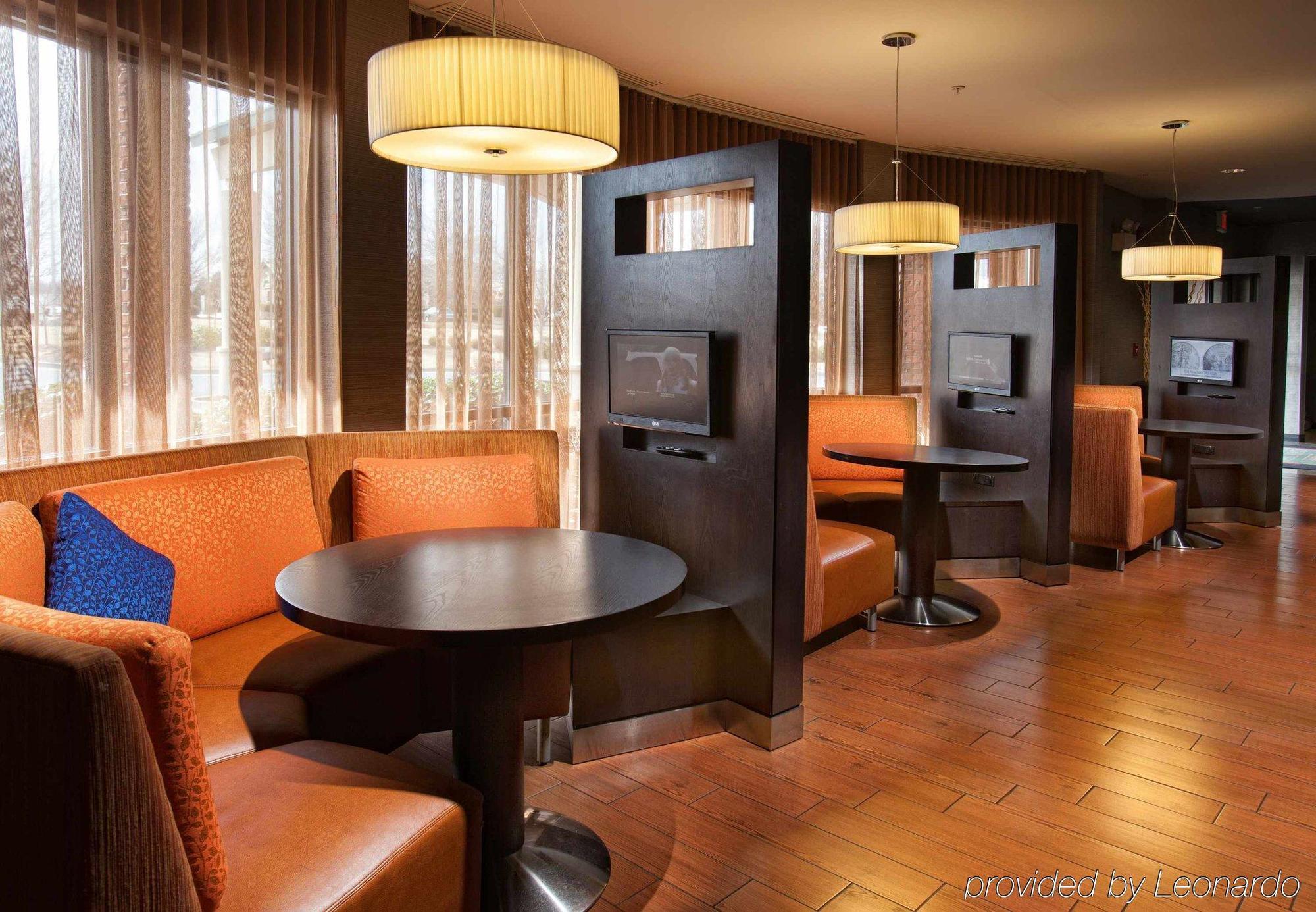 Courtyard By Marriott פאייטוויל מראה חיצוני תמונה