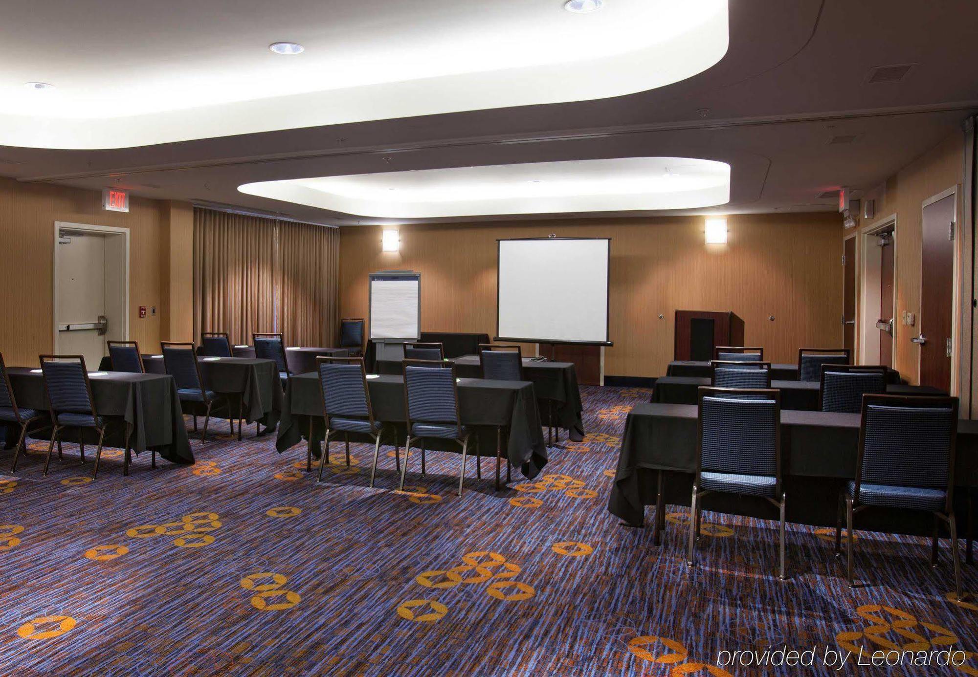 Courtyard By Marriott פאייטוויל מראה חיצוני תמונה